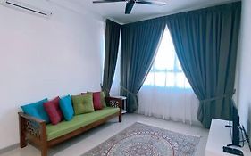 Dz Ladang Tanjung Homestay